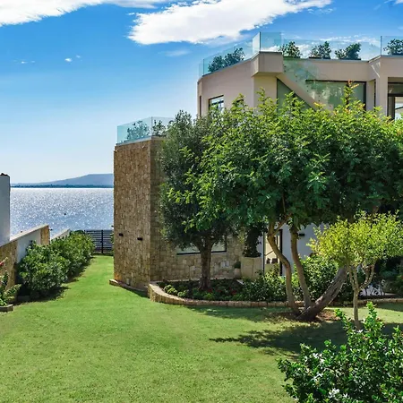Salvia Villa *