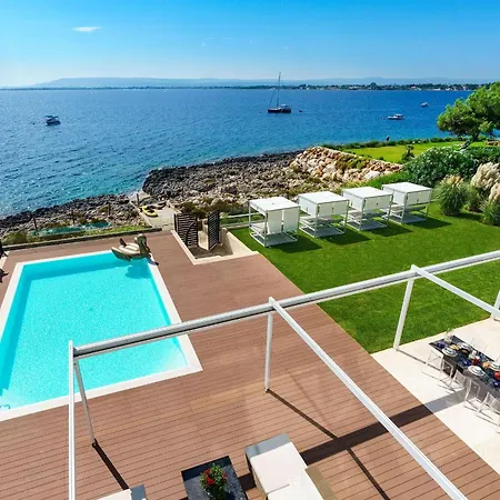 Salvia Villa *